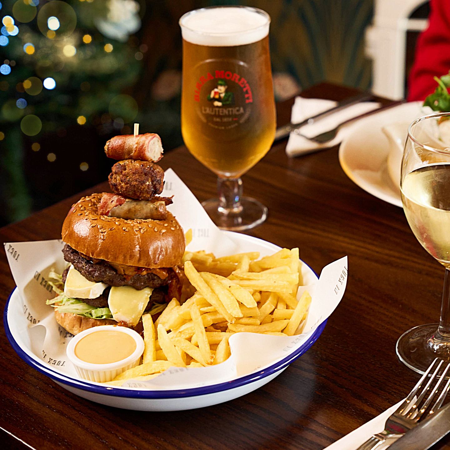 Festive Lunch & Dinner at The Willows in Blackburn